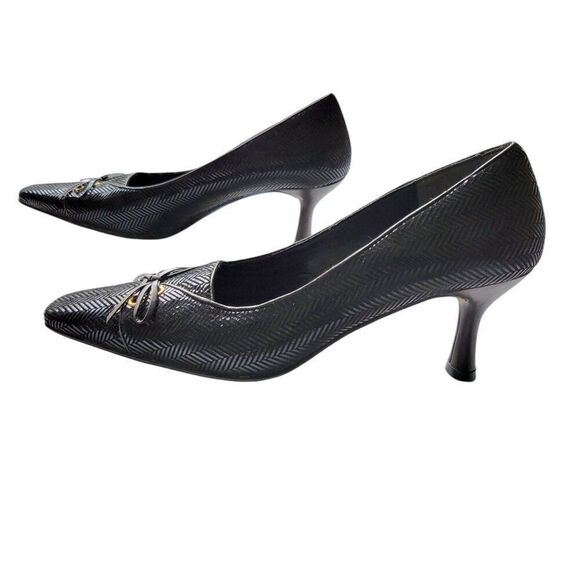 Renee Black Patent Leather Kitten Heels Size 7 With Bow & Gold Eyelets Zigzag - Picture 3 of 8